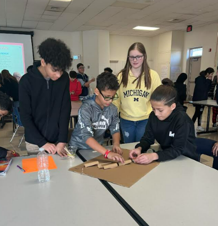 Engineering Students From U of M-Dearborn Work With Stout Students